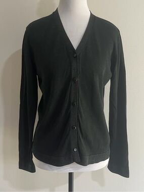 august silk Black Knit Top with Subtle Rib Detail